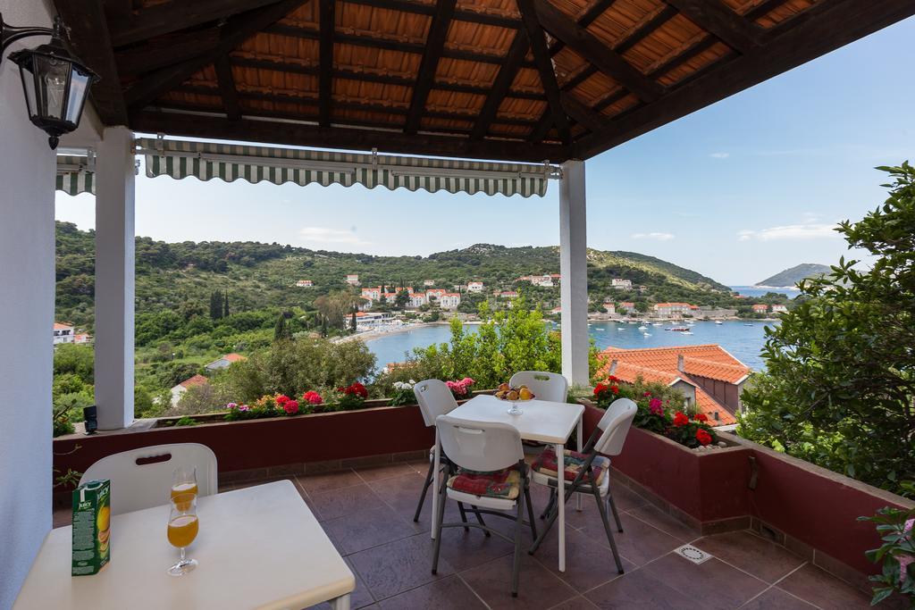 Apartments Miskovic Donje Celo エクステリア 写真