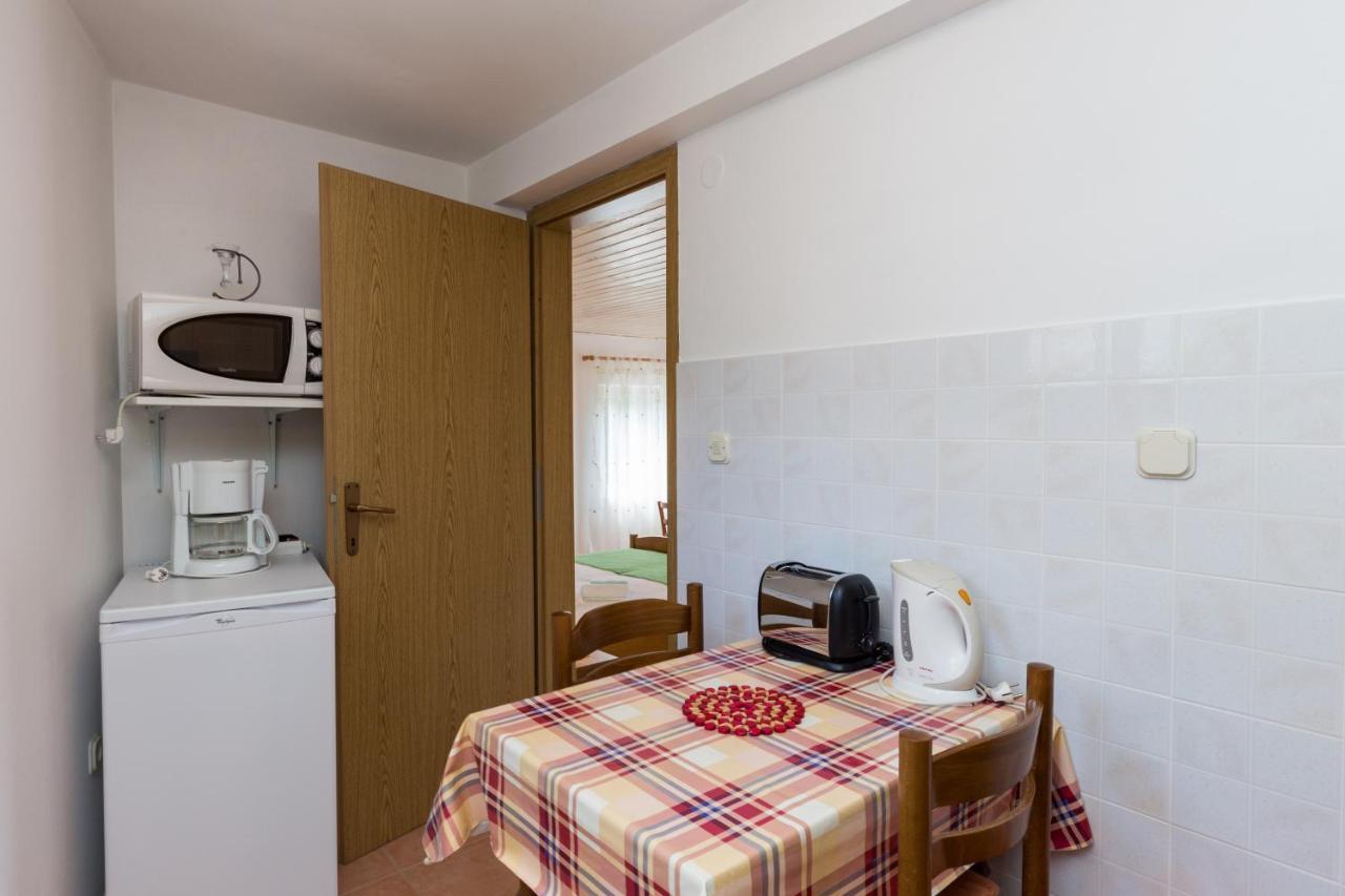 Apartments Miskovic Donje Celo 部屋 写真
